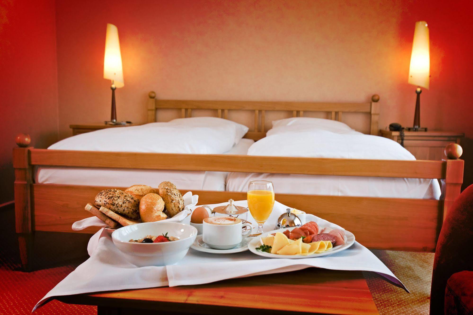 Hotel Sonne Rheda-Wiedenbrück Eksteriør billede